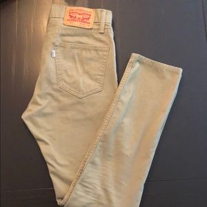 Levi’s 510 khaki pants